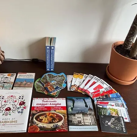 Awesome, 15 Mins To Center Budapest