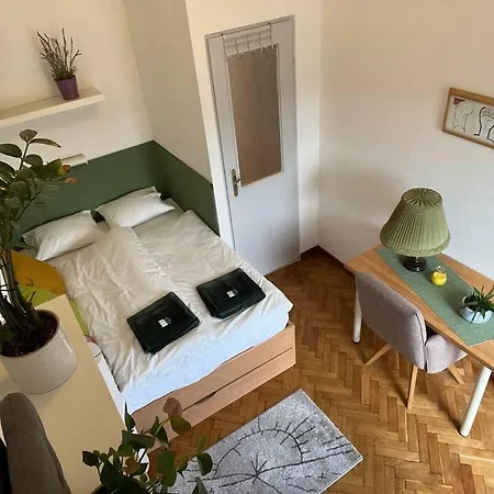 Awesome, 15 Mins To Center * Budapest