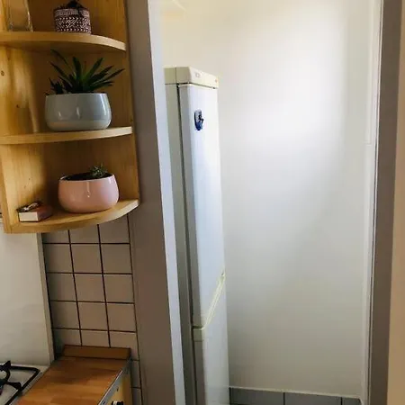 Awesome, 15 Mins To Center Apartment