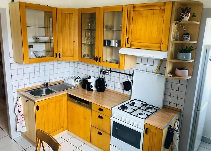 Awesome, 15 Mins To Center Appartement *